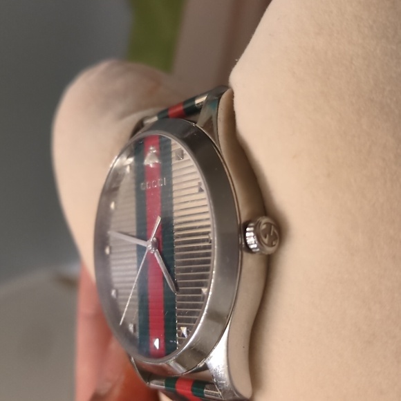 Men's Gucci watch - Picture 5 of 9
